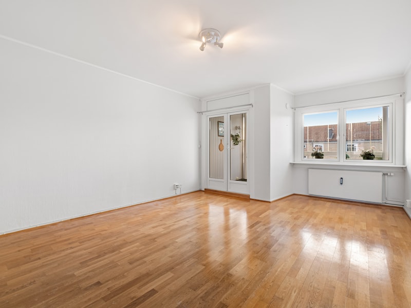 Flooring Install