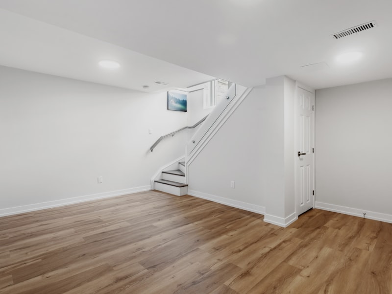 Staircase & Basement Finish